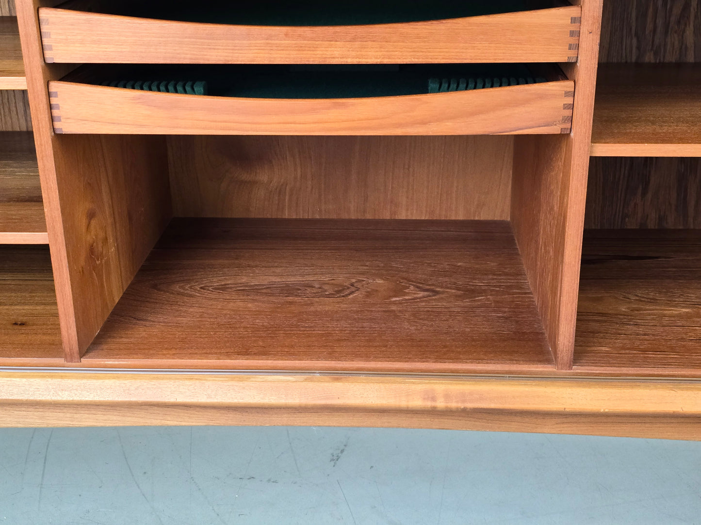DANISH SIDEBOARD Tv Kommode Low Board Teak Bernhard Pedersen 142 Tambour Mid Century BPS