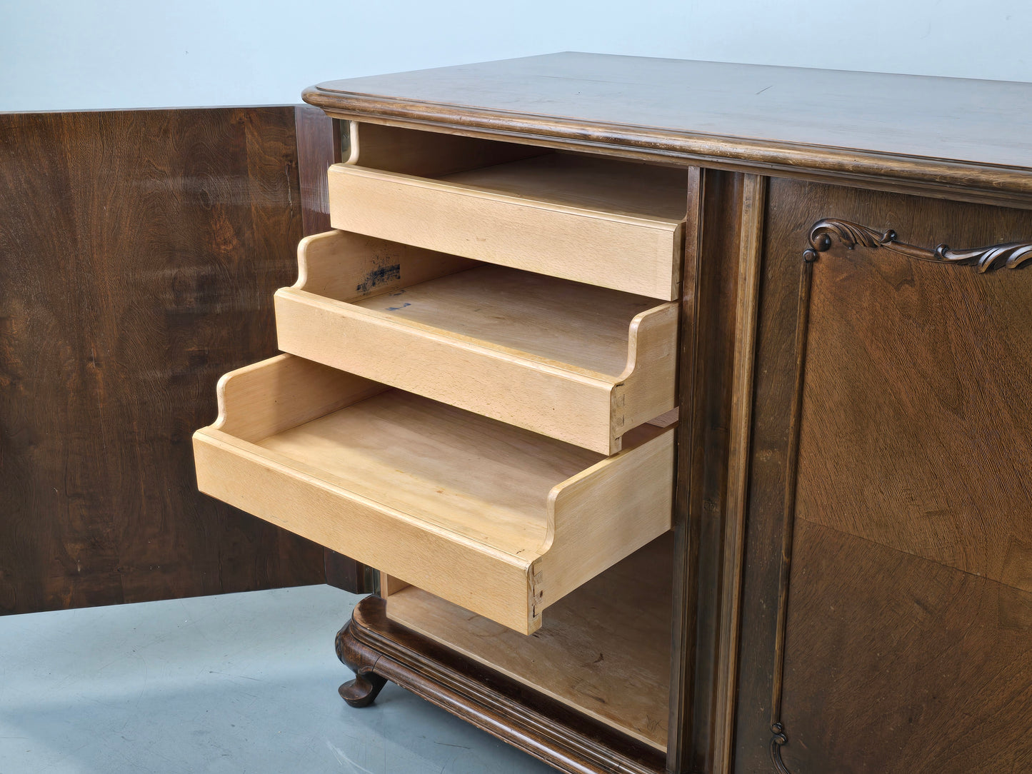 SIDEBOARD NUSSBAUM Vintage Kommode Anrichte Chippendale Stil 60er Jahre