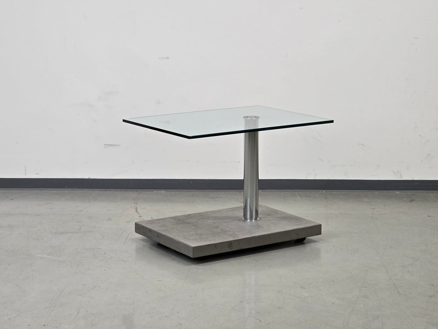RONALD SCHMITT Beistelltisch Glas Metall K 425 Couchtisch höhenverstellbar