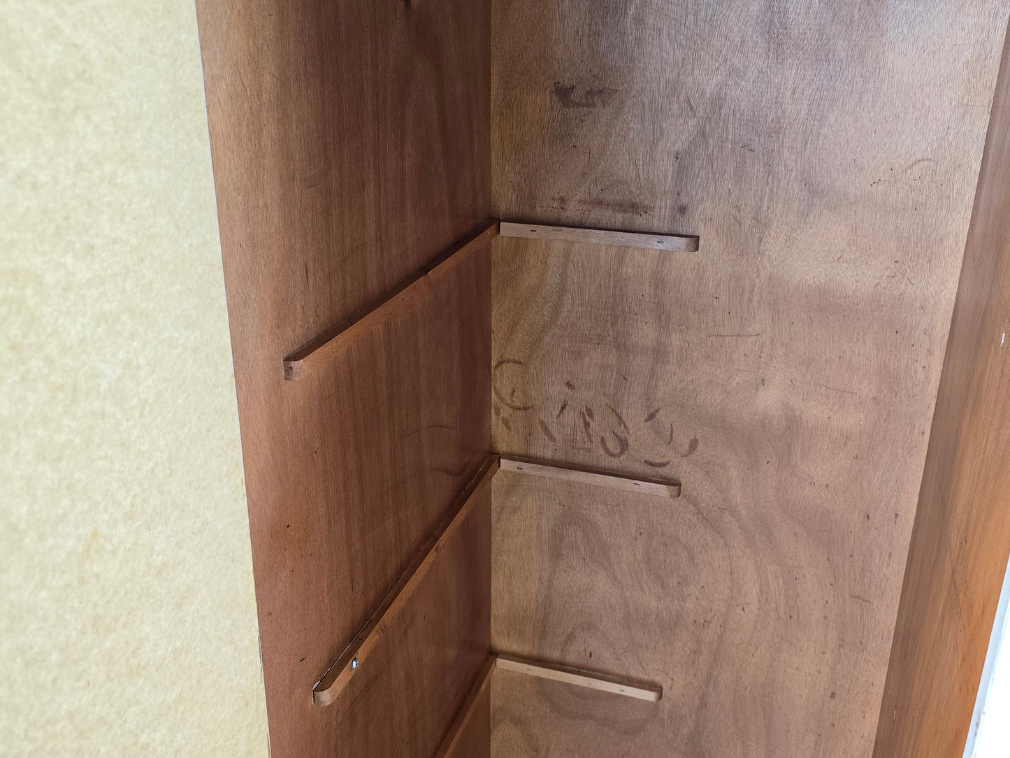 VINTAGE SCHRANK 60er Jahre Pastell Mid Century Resopal Küchenschrank Design