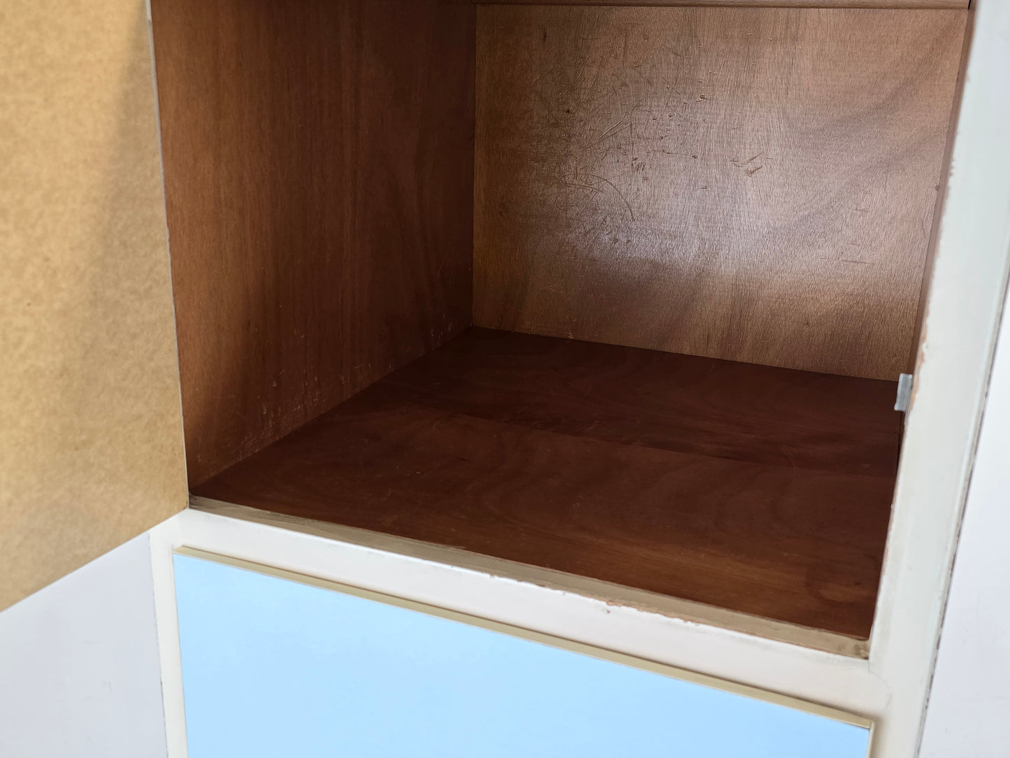 VINTAGE SCHRANK 60er Jahre Pastell Mid Century Resopal Küchenschrank Design