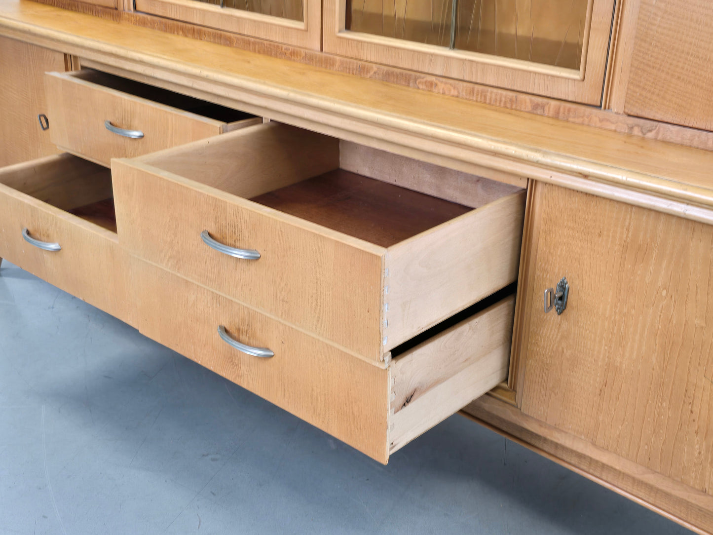 MID CENTURY Highboard Vitrine CJ3 Rüster Büffet 60er Vintage Schrank Sideboard