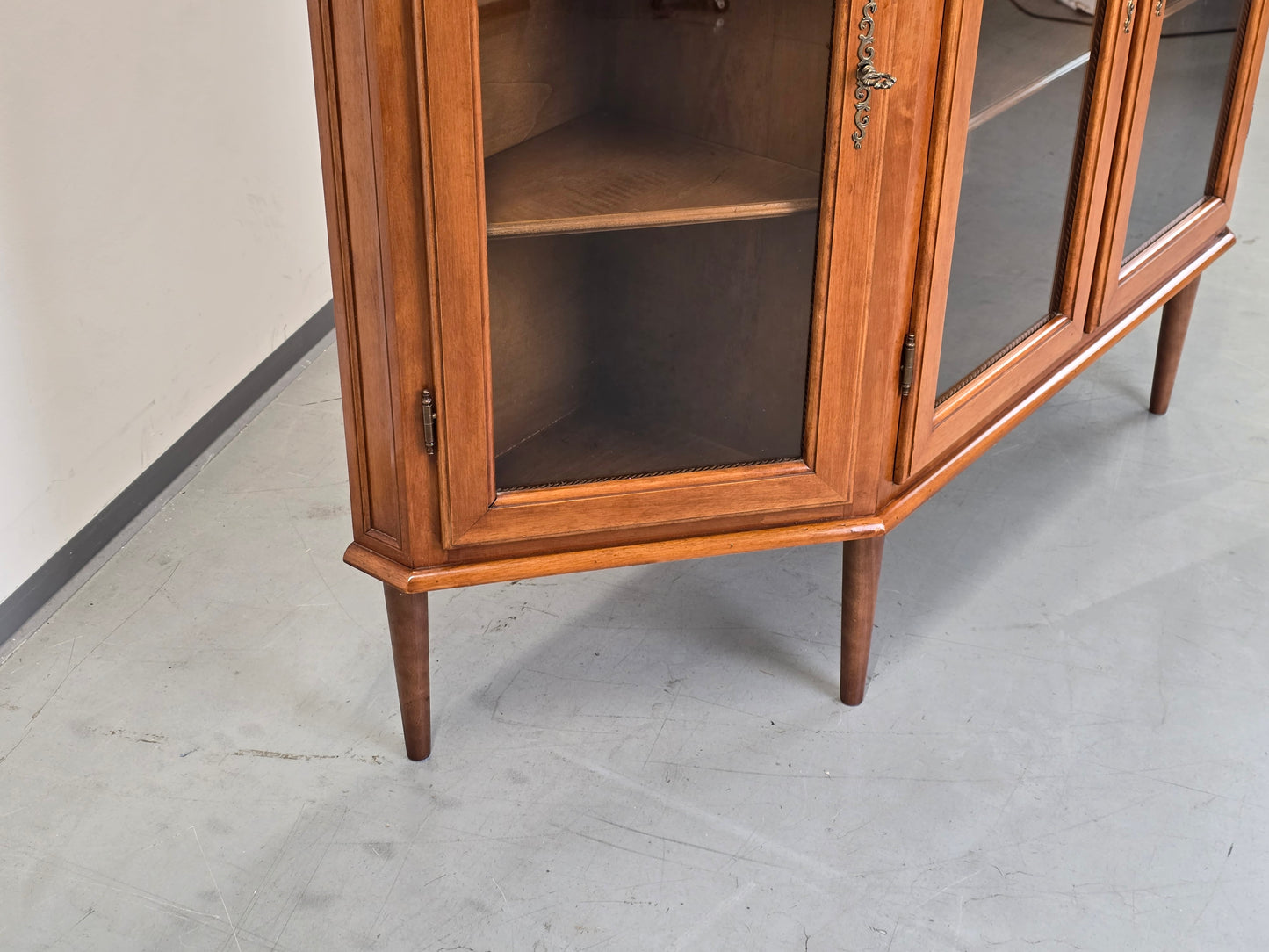 VINTAGE VITRINE Paolo Buffa Stil Mid Century Kirschbaum Intarsien 50er Jahre