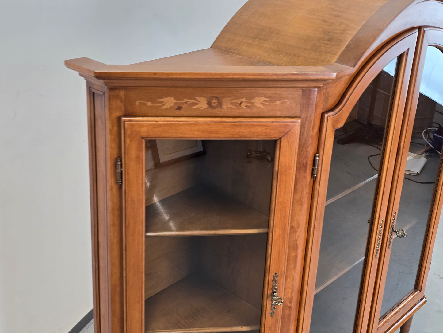 VINTAGE VITRINE Paolo Buffa Stil Mid Century Kirschbaum Intarsien 50er Jahre