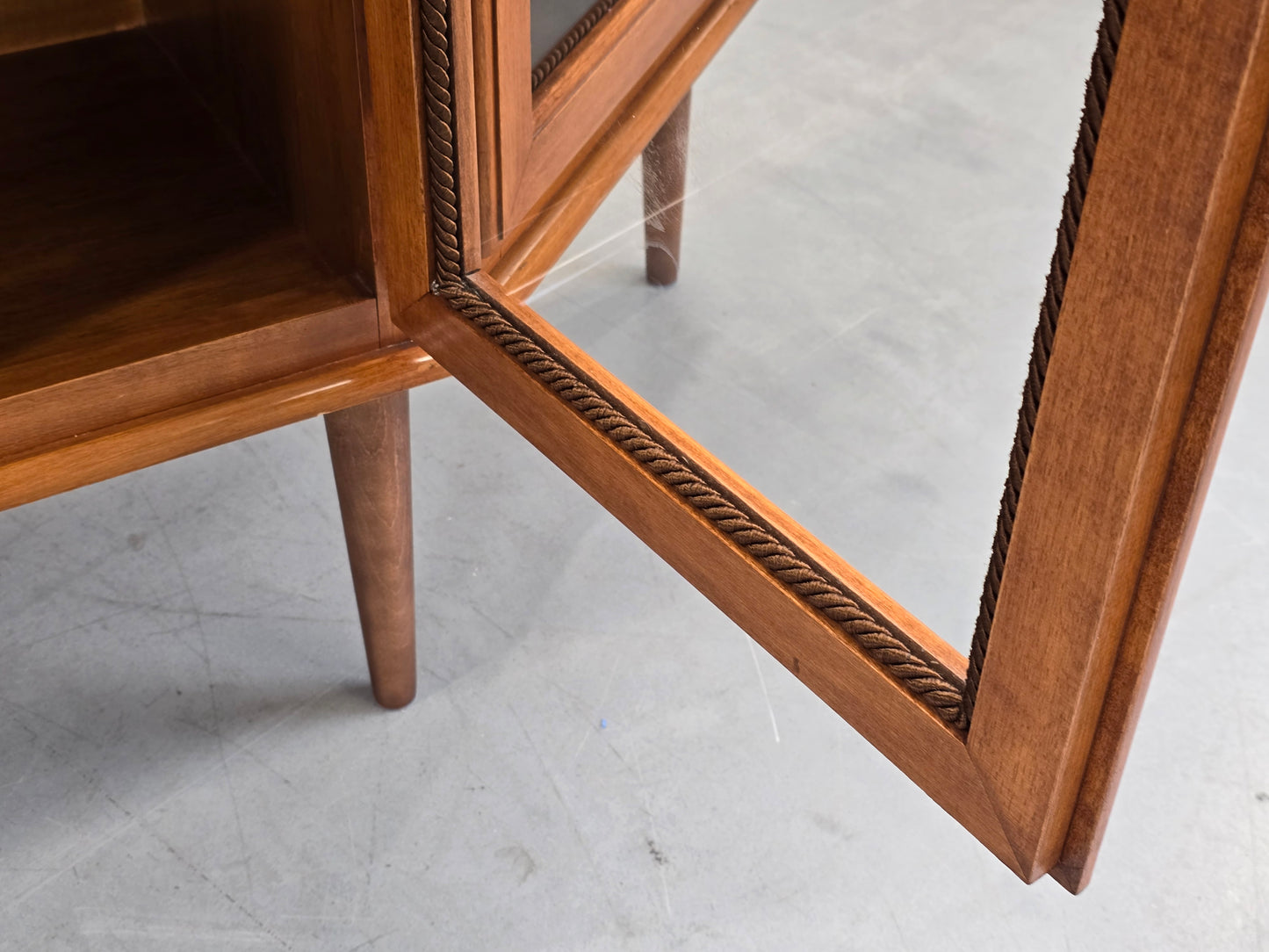 VINTAGE VITRINE Paolo Buffa Stil Mid Century Kirschbaum Intarsien 50er Jahre