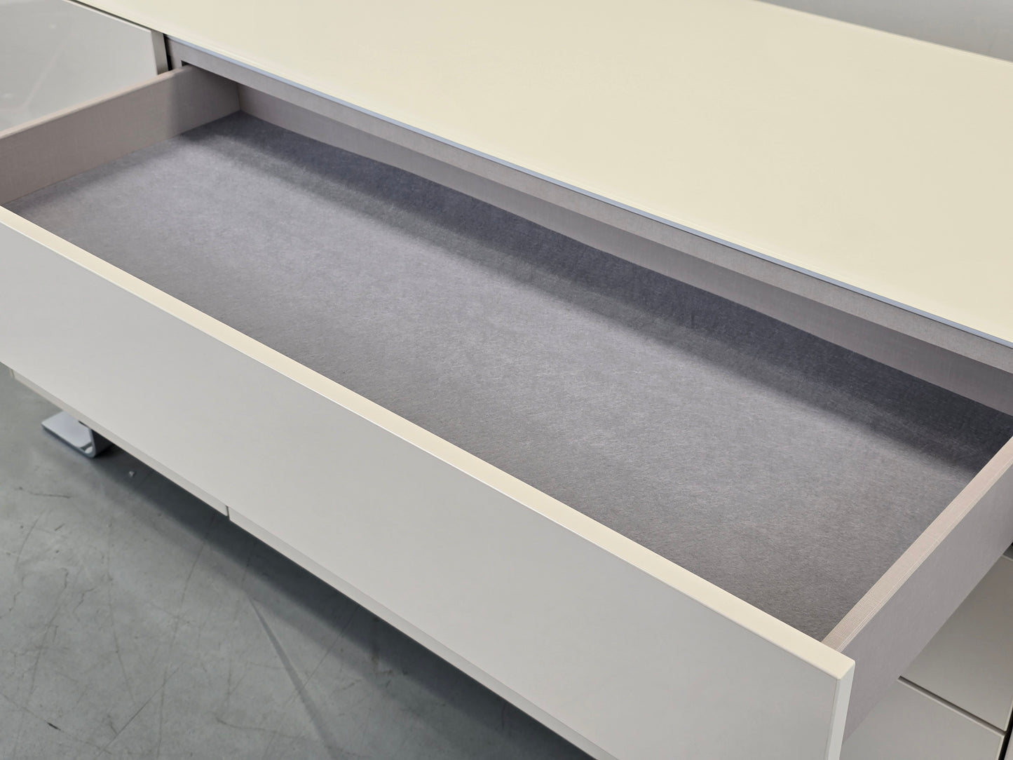 JOOP! SIDEBOARD Glas Beige Creme Kommode Anrichte Designer Tv Board Schrank