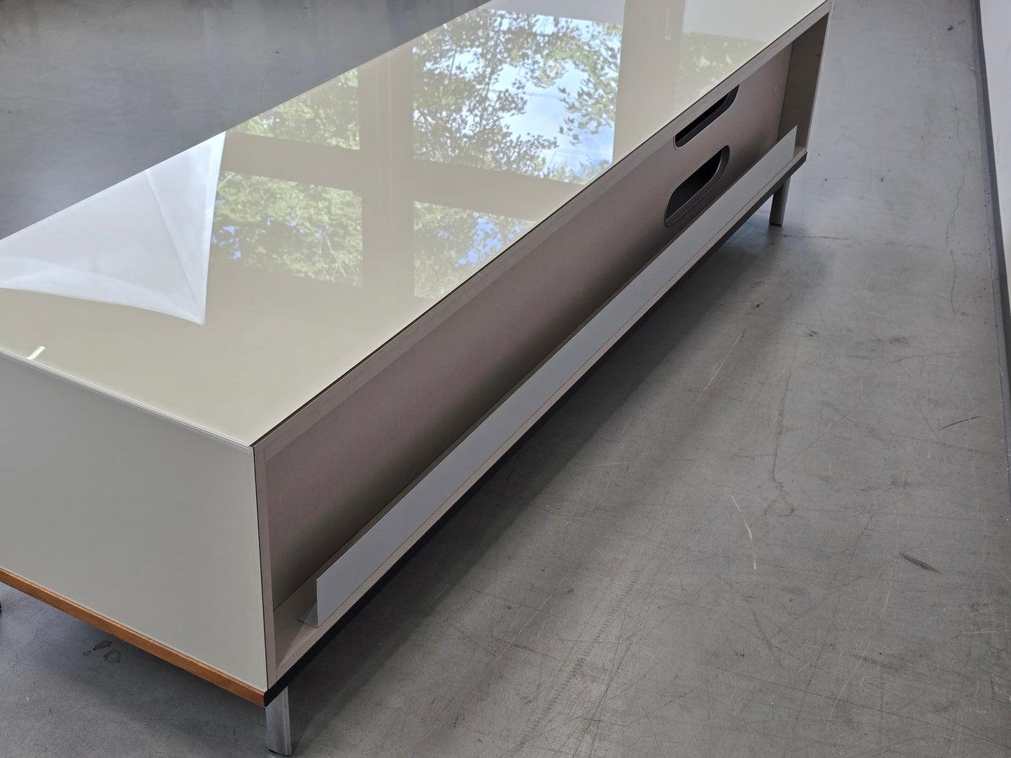JOOP! LOWBOARD TV Board Schrank Sideboard Glas Weiß Nussbaum Kommode
