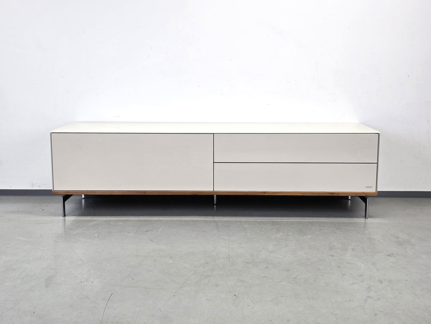 JOOP! LOWBOARD TV Board Schrank Sideboard Glas Weiß Nussbaum Kommode