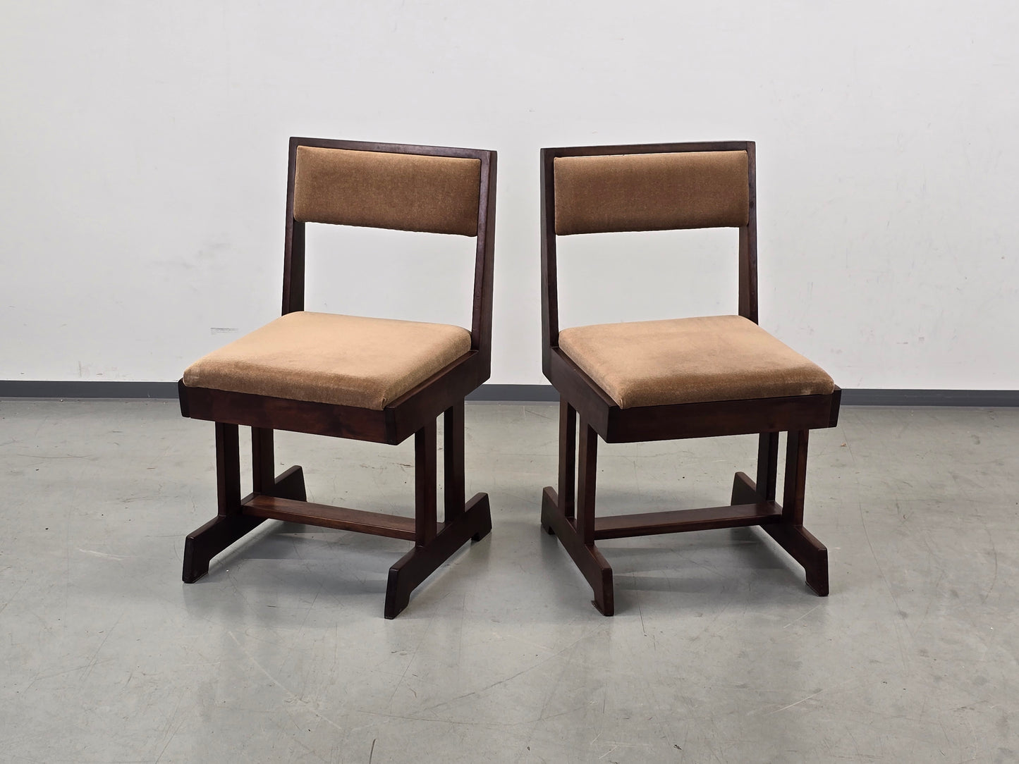 BRUTALIST STUHL Mid Century Vintage Esszimmerstuhl Holz Samt Retro