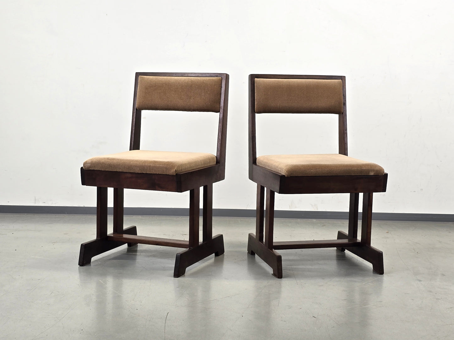 BRUTALIST STUHL Mid Century Vintage Esszimmerstuhl Holz Samt Retro