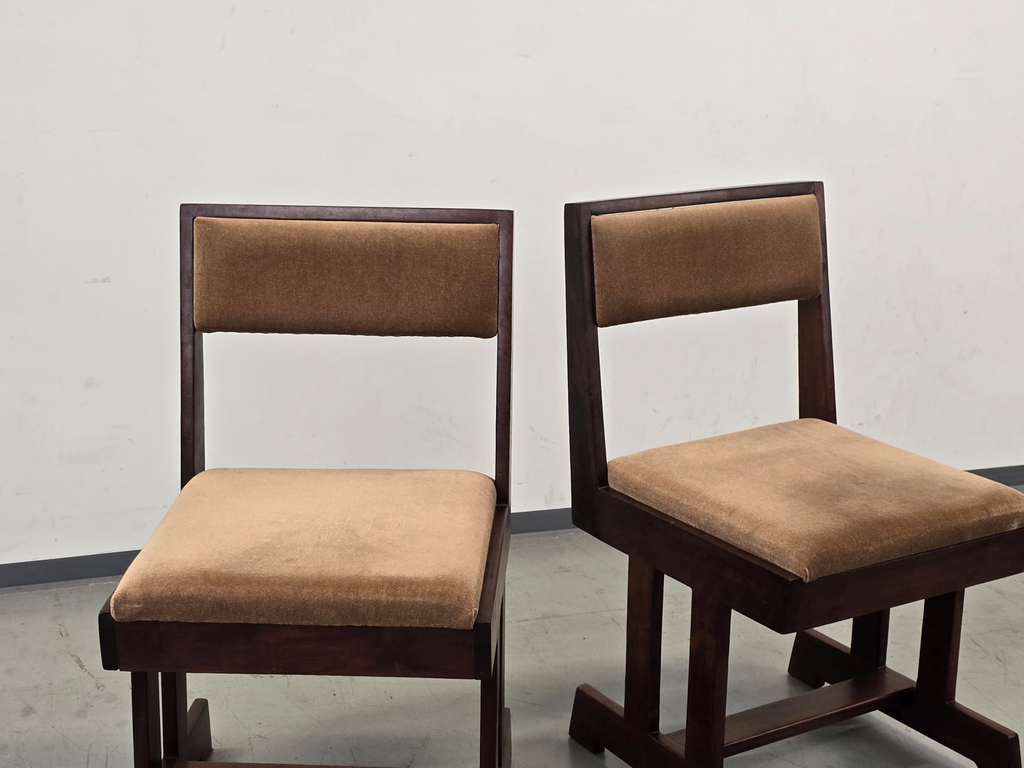 BRUTALIST STUHL Mid Century Vintage Esszimmerstuhl Holz Samt Retro