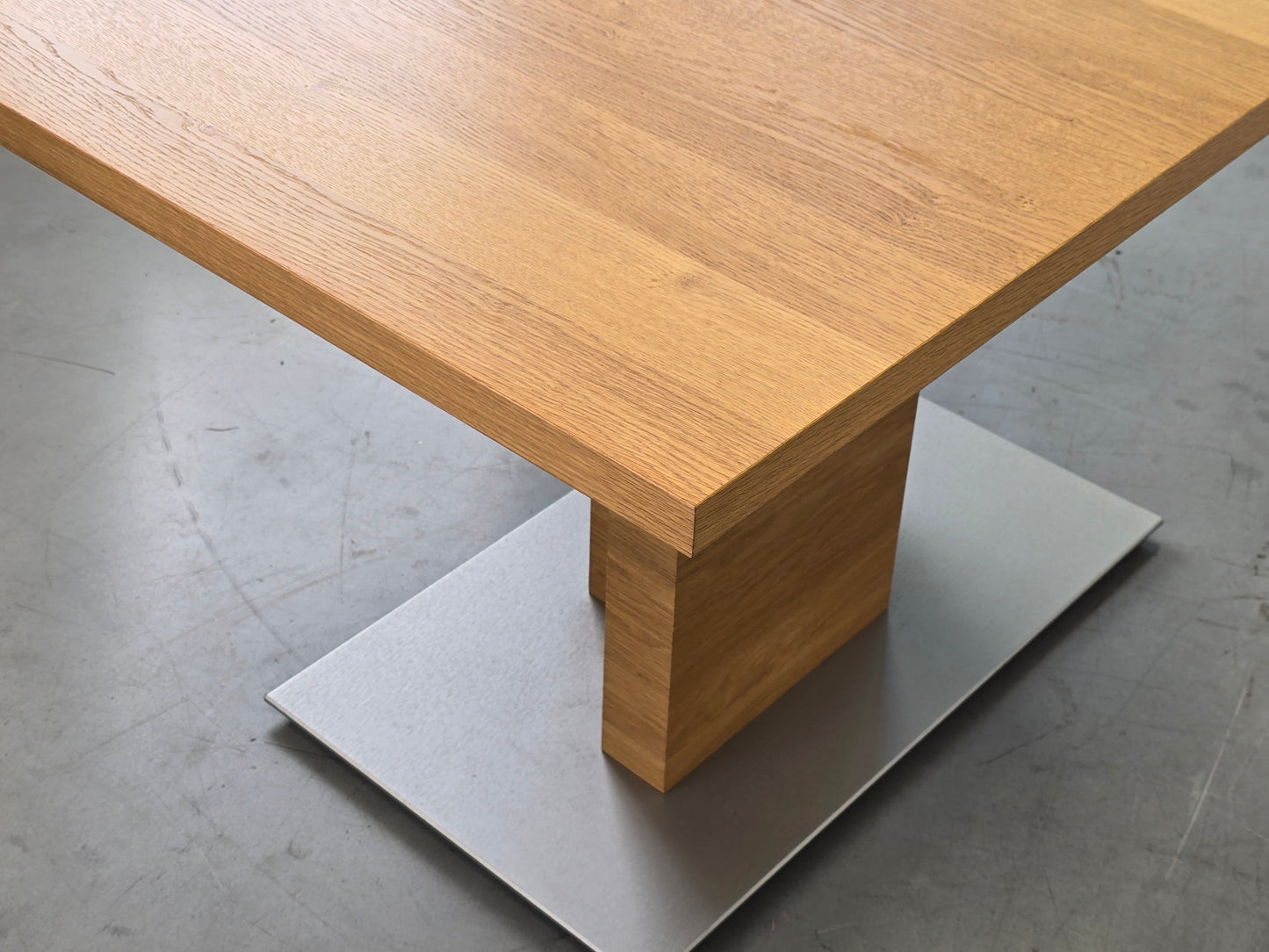 VARIANO ESSTISCH Eiche Ausziehbar Säulentisch Funktionstisch Edelstahl Modern