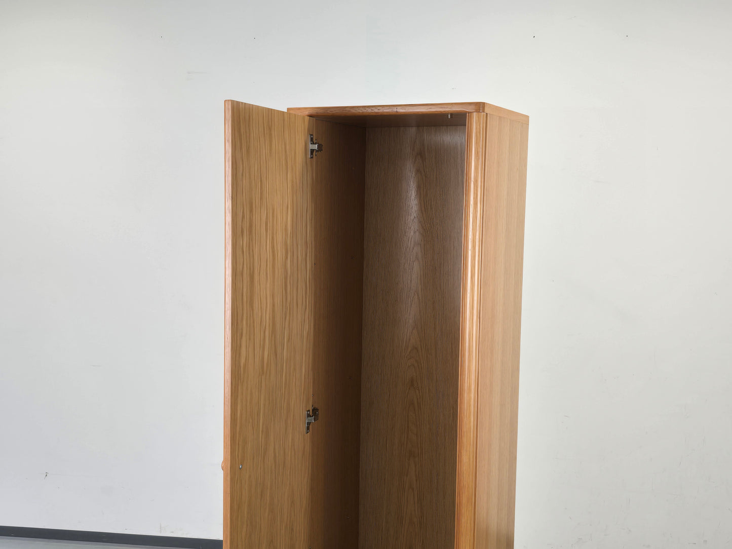 VINTAGE SCHRANK Eiche Besenschrank Design Highboard Garderobe Retro DB1