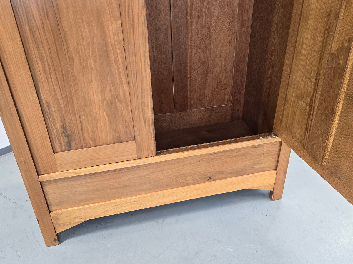 JUGENDSTIL KLEIDERSCHRANK Nussbaum Antik Spiegelschrank Intarsie 1920