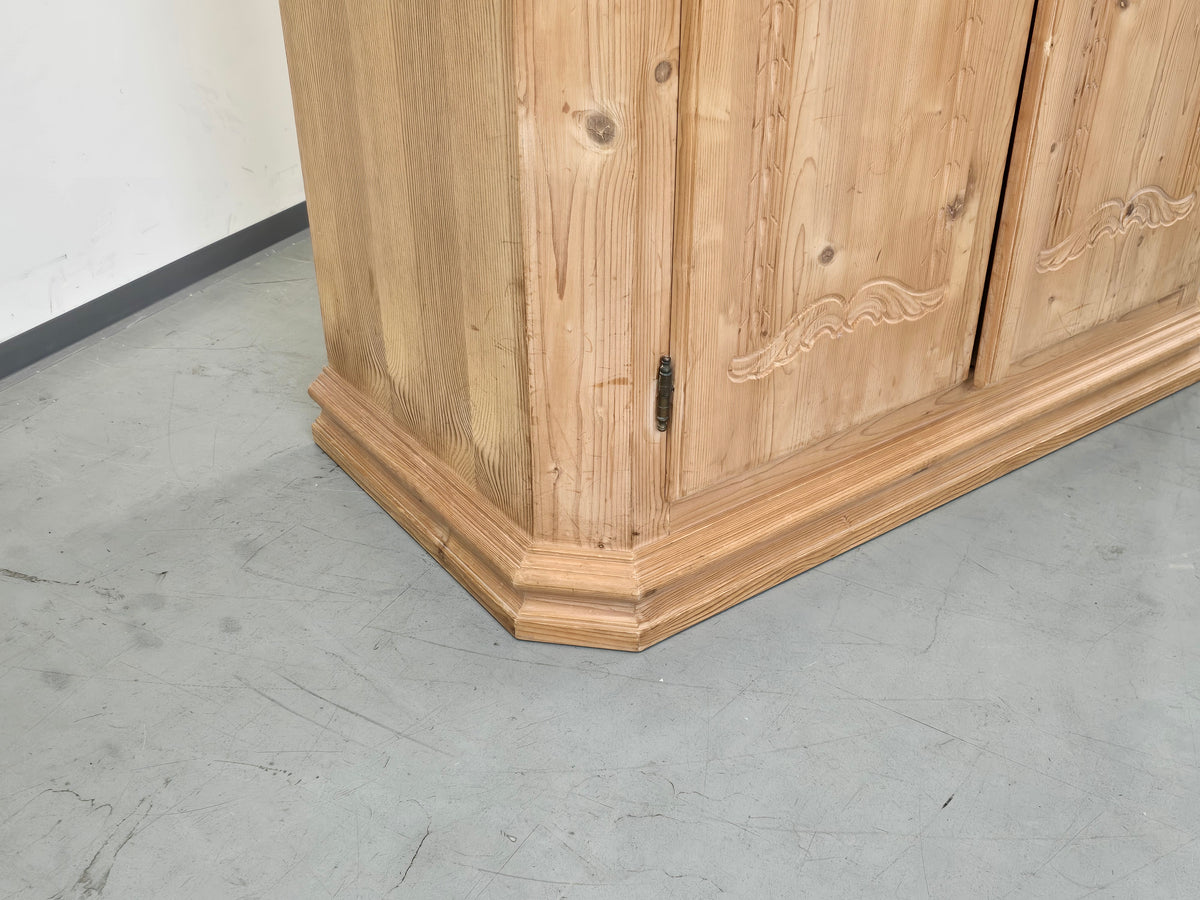 VOGLAUER SCHRANK Bauernschrank Anno Kleiderschrank Antik Holzschrank