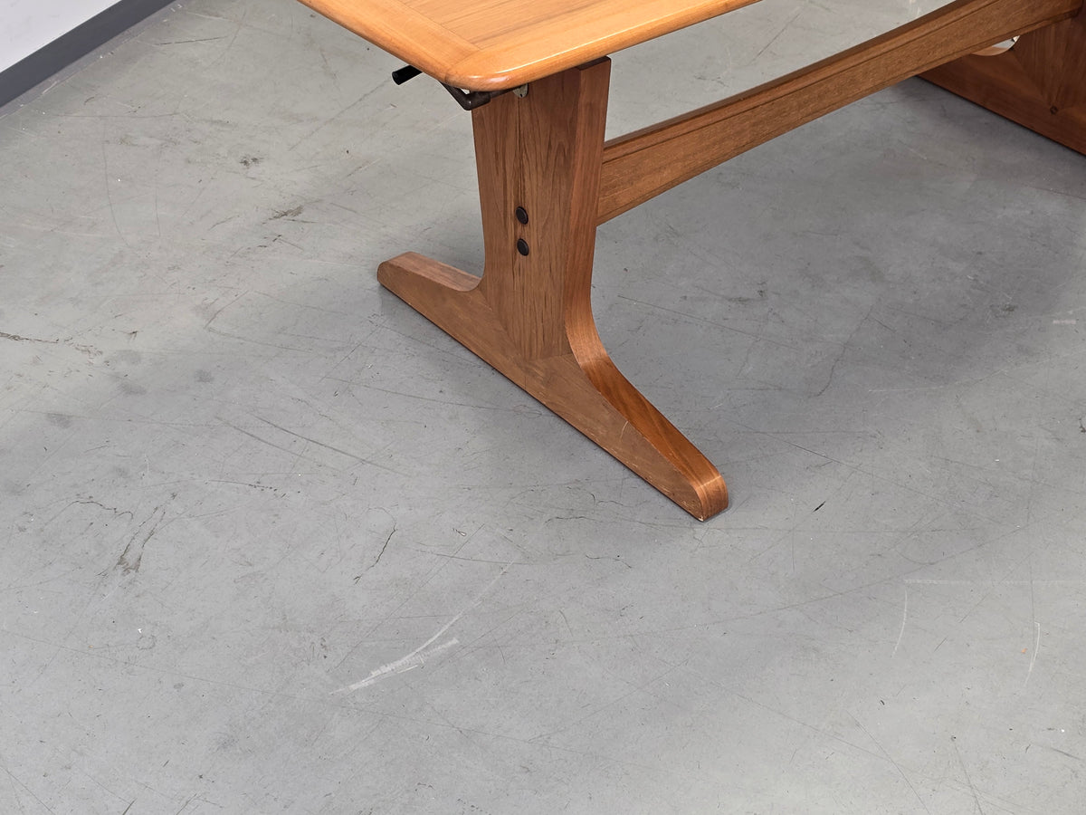 ILSE COUCHTISCH höhenverstellbar Nussbaum Möbel Mid Century Tisch
