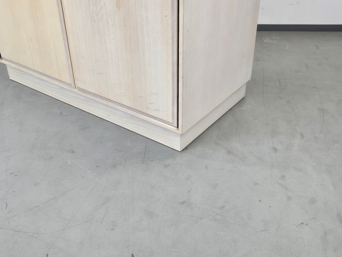 KLEINDSCHRANK MID-CENTURY Vintage Fuvetta Esche Hell Holz Schrank
