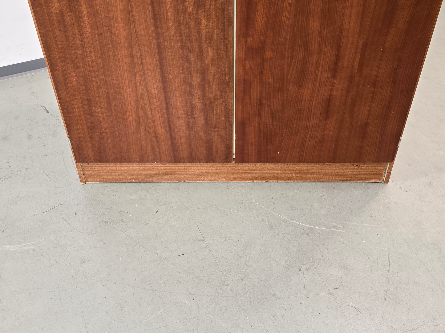 VINTAGE KLEIDERSCHRANK Mid Century Schrank Teak Holz Mahagoni Retro 60er 70er