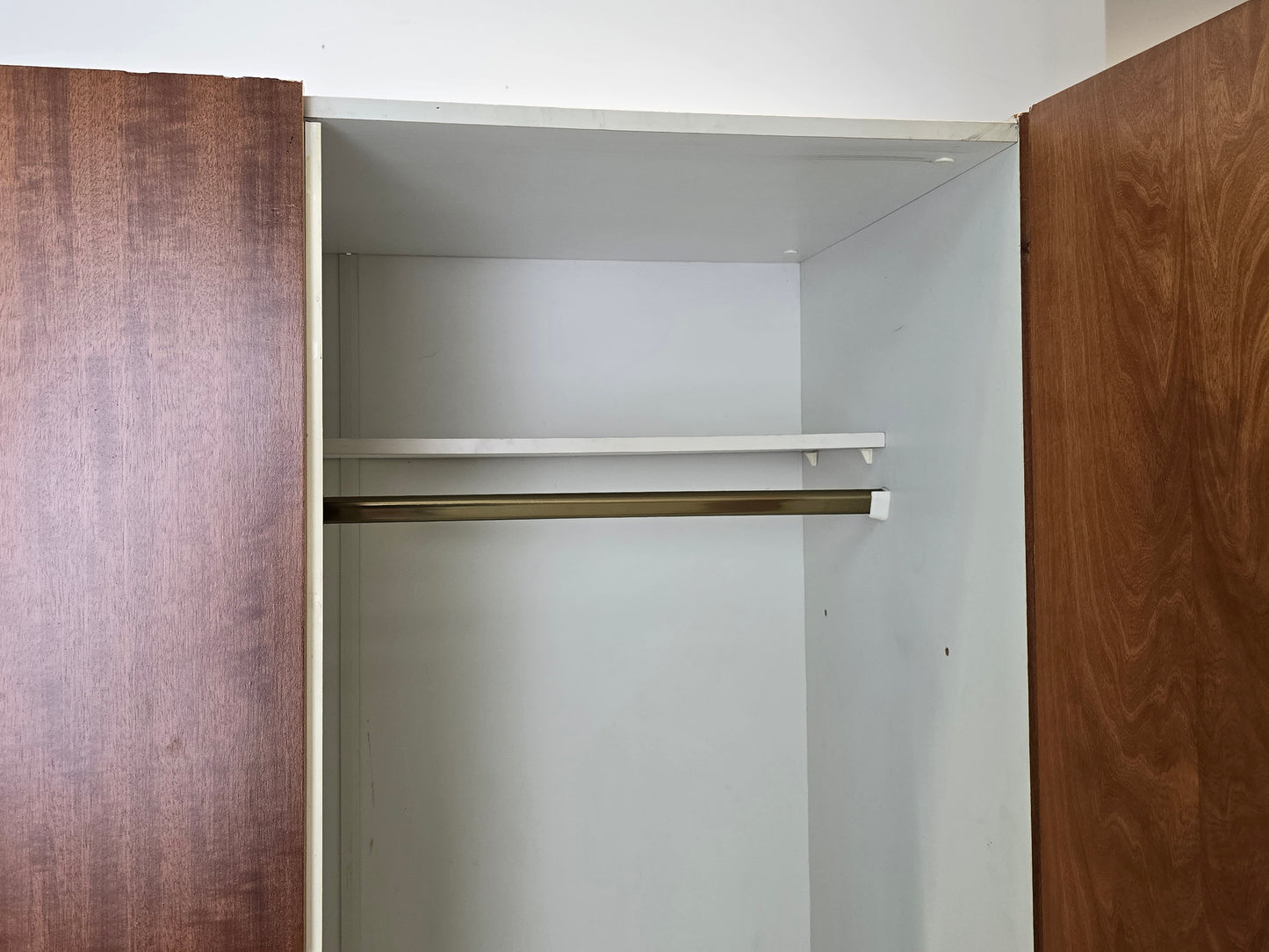 VINTAGE KLEIDERSCHRANK Mid Century Schrank Teak Holz Mahagoni Retro 60er 70er
