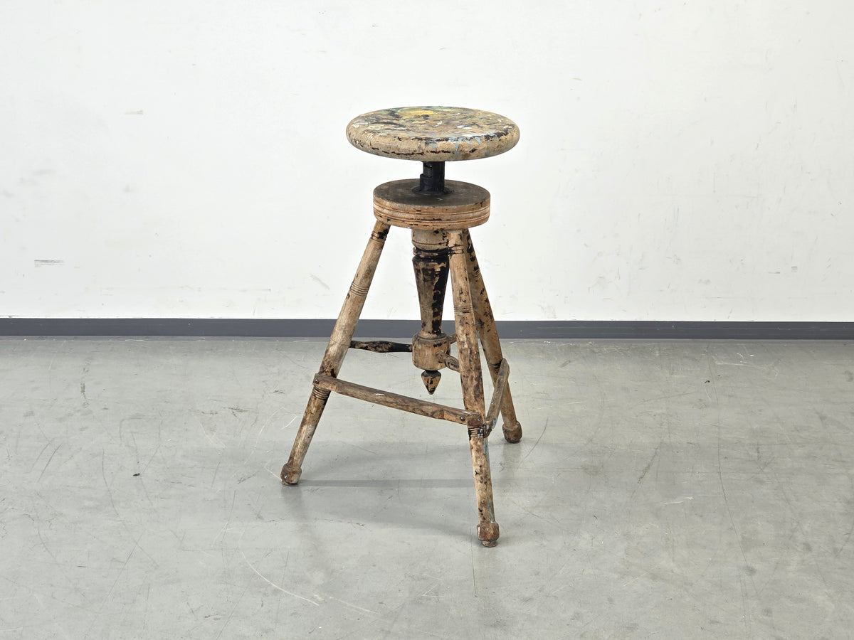 ATELIERHOCKER BILDHAUERHOCKER Dreibein Holz Spindel Vintage Hocker Antik