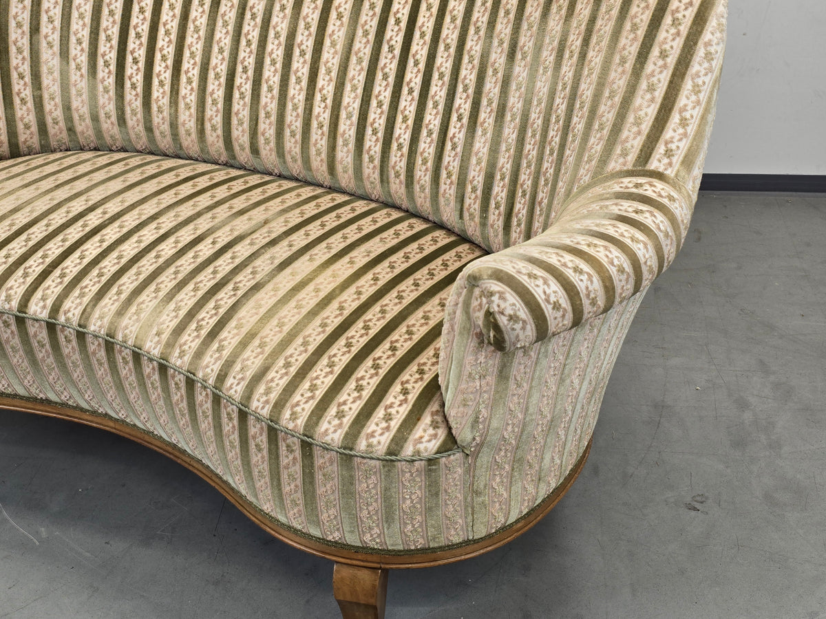 NIERENSOFA MID-CENTURY Vintage 50er Cocktailsofa Couch 2-Sitzer Samt Velvet Grün