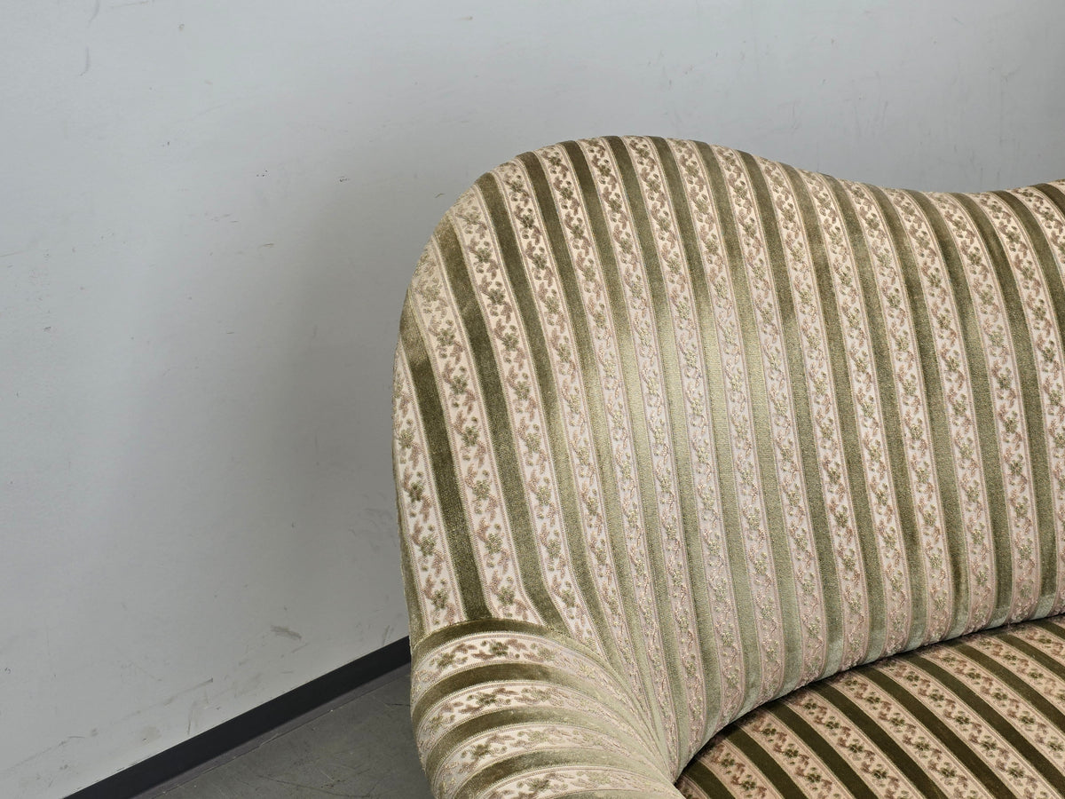 NIERENSOFA MID-CENTURY Vintage 50er Cocktailsofa Couch 2-Sitzer Samt Velvet Grün