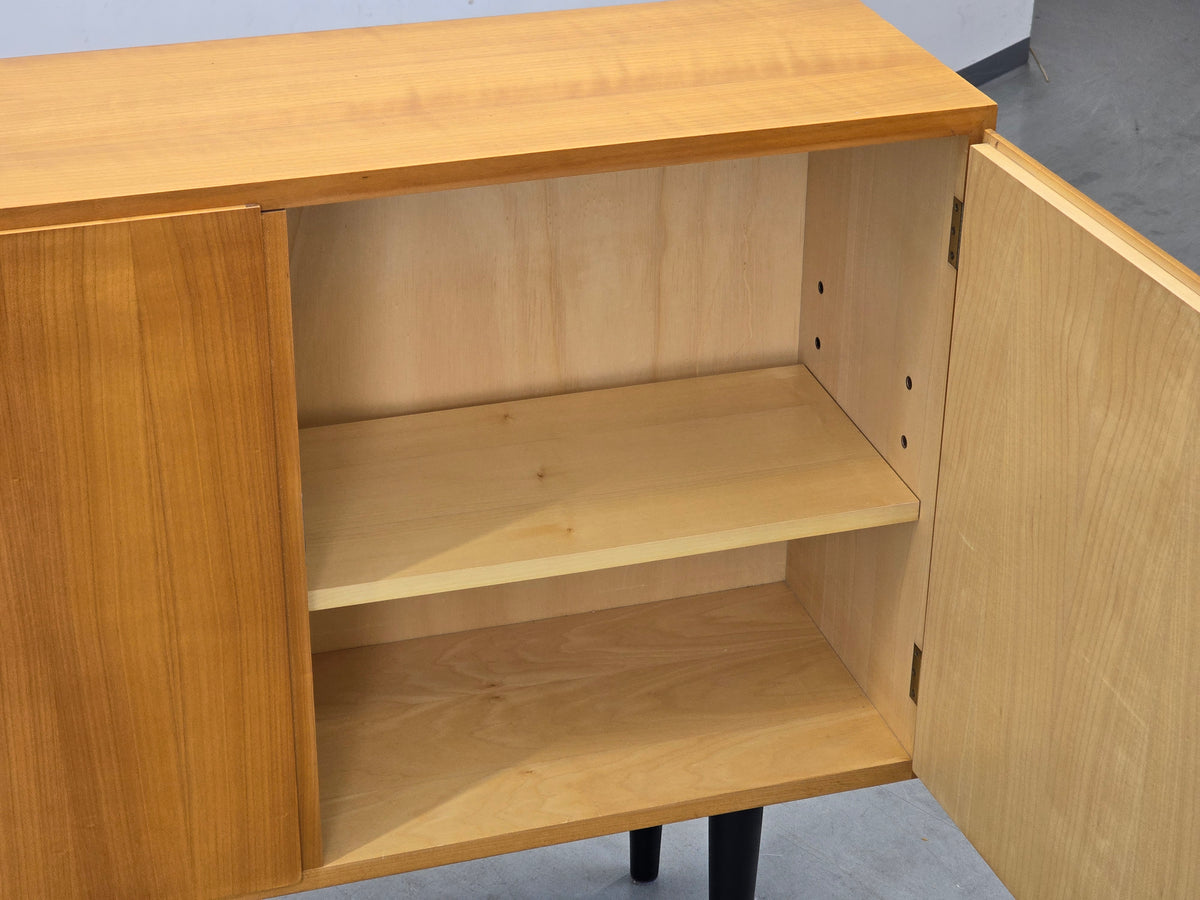 MID CENTURY SIDEBOARD Anrichte Kommode Kirschbaum GE-EL Vintage