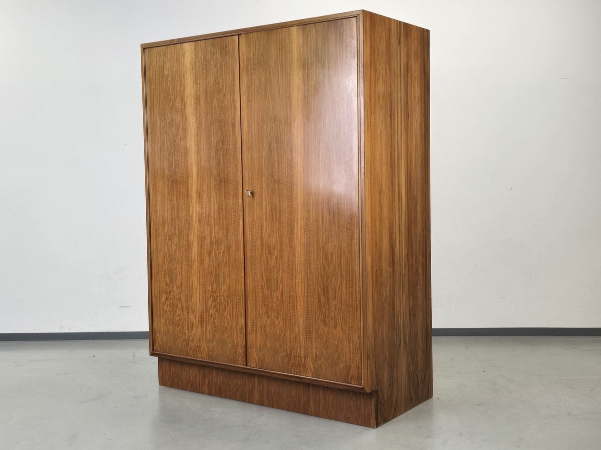 VINTAGE KLEIDERSCHRANK Nussbaum Vintage Holz Schrank Mid Century 1960er