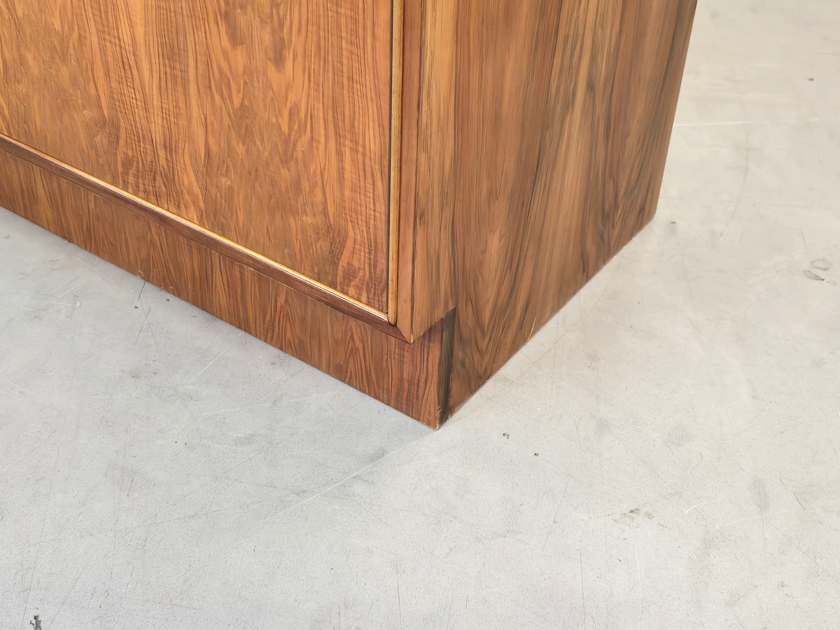 VINTAGE KLEIDERSCHRANK Nussbaum Vintage Holz Schrank Mid Century 1960er