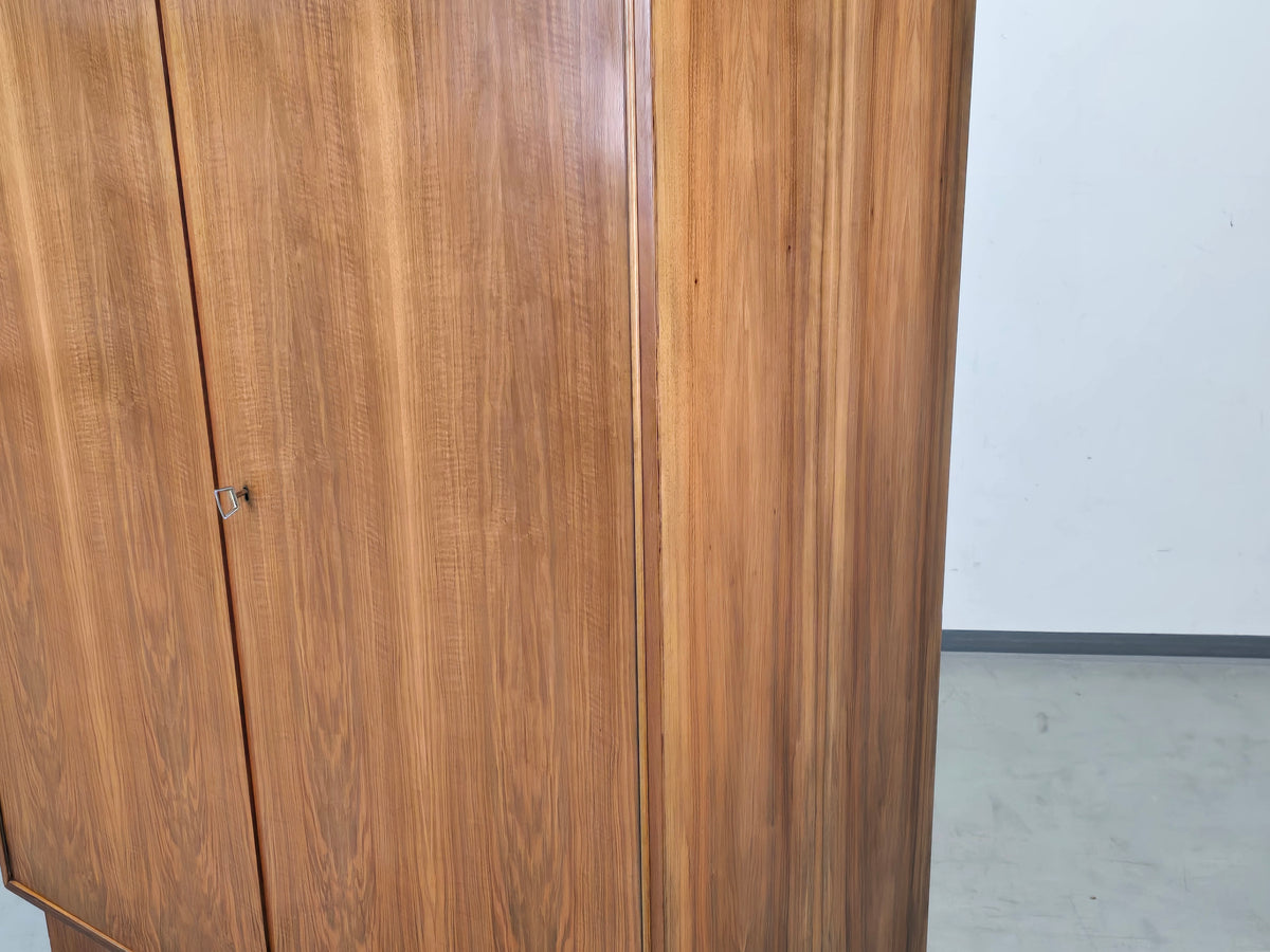 VINTAGE KLEIDERSCHRANK Nussbaum Vintage Holz Schrank Mid Century 1960er