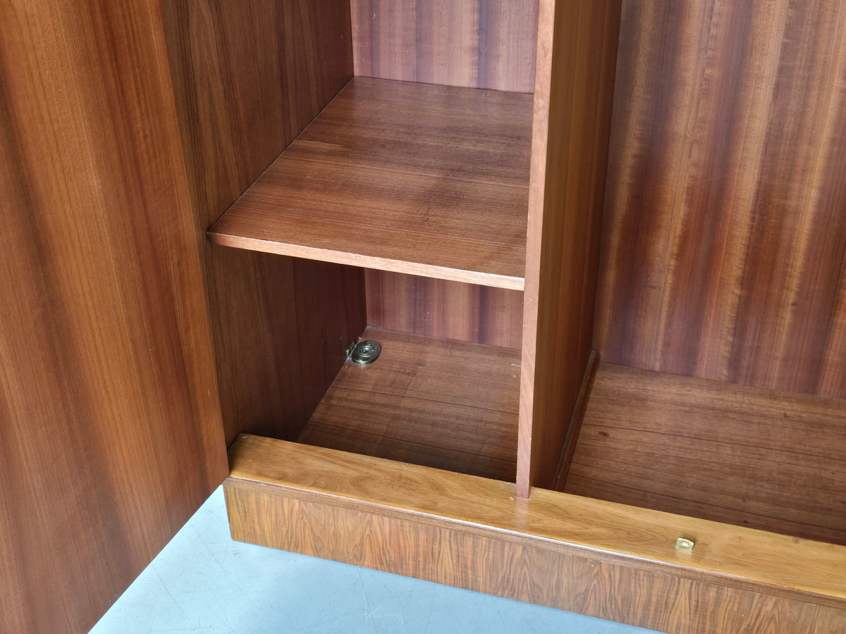 VINTAGE KLEIDERSCHRANK Nussbaum Vintage Holz Schrank Mid Century 1960er