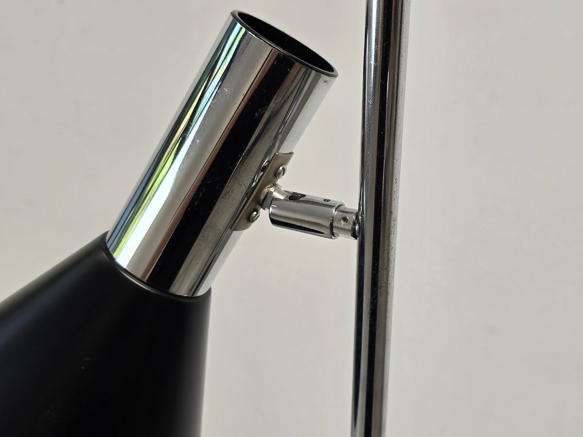 MID CENTURY STEHLAMPE Leuchte Vintage schwarz chrom Licht 60s