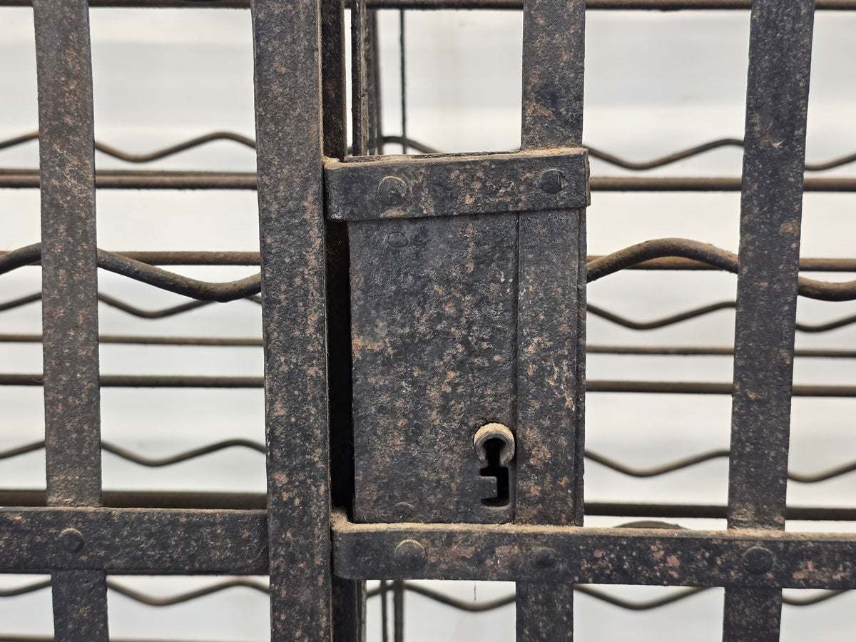 WEINREGAL ANTIK Weinschrank Eisen Weinkäfig Abschließbar Metall