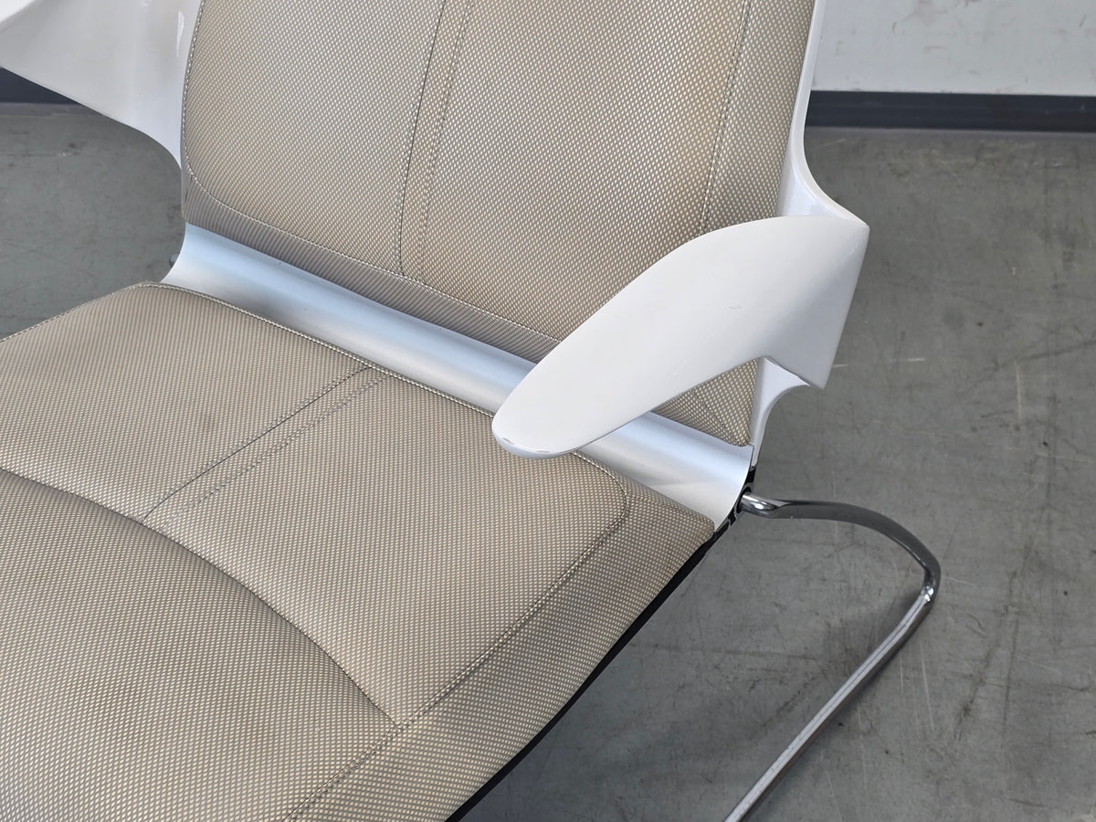 STRESEMANN SESSEL Hocker Michael Neumayr Lounge Chair Kufen Chrom