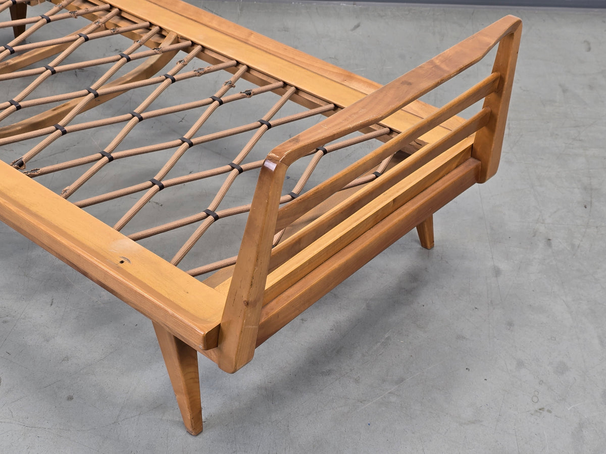 KNOLL ANTIMOTT SOFA Couch Holz Gestell Daybed Schlafsofa Vintage