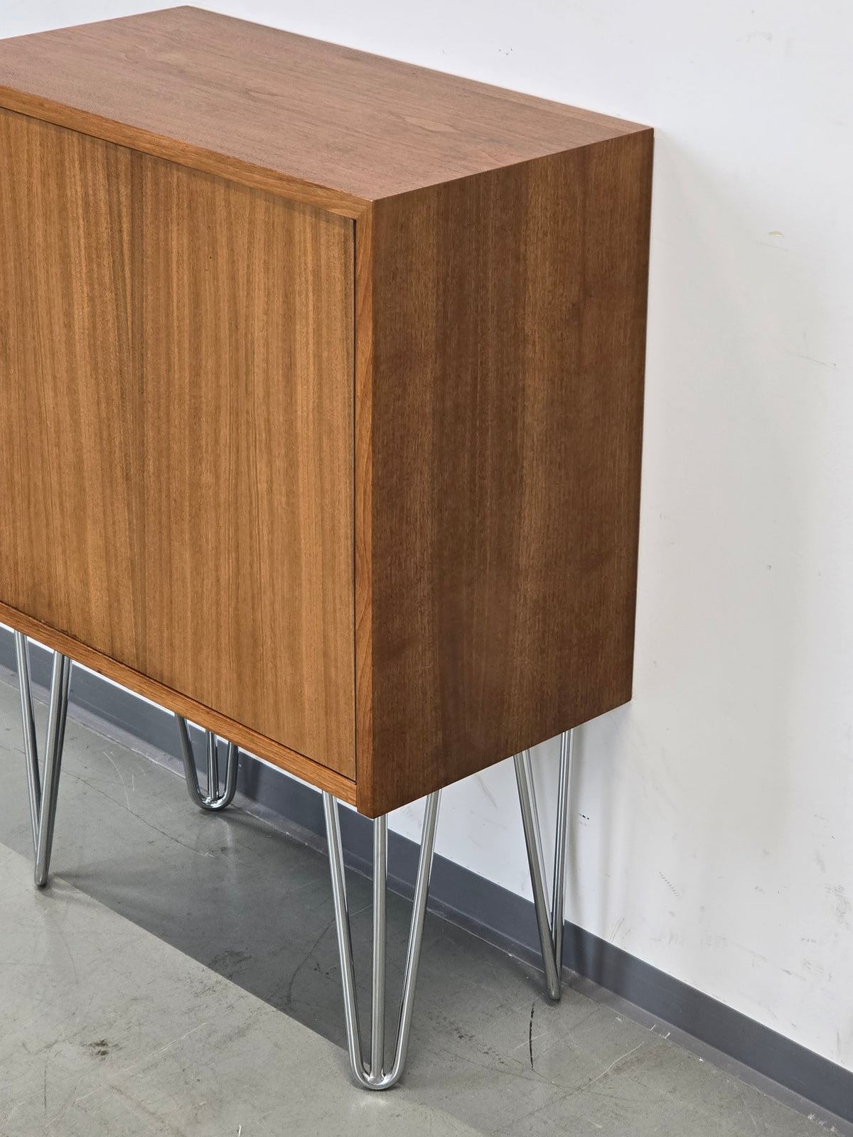 MID CENTURY Teak Kommode Schrank Hairpin Legs Vintage 60er Retro