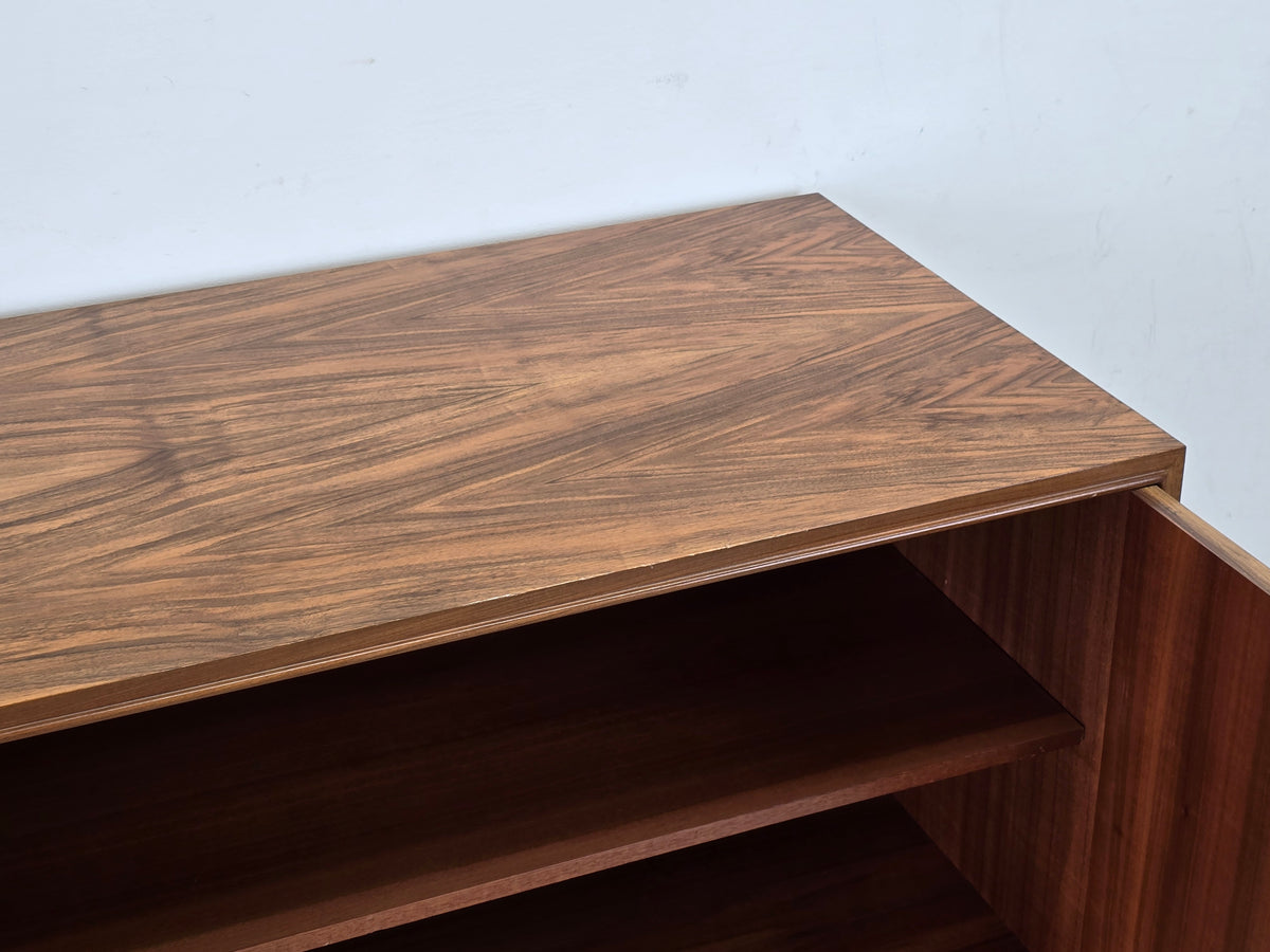MID CENTURY Sideboard Nussbaum Hairpin Legs Kommode 60er Retro