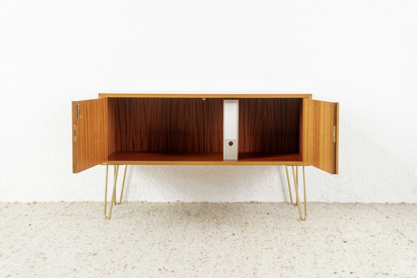 GERO Vintage Kommode Sideboard Holz Nuss Creme Gold Mid Century 60s 1960 Tv Lowboard