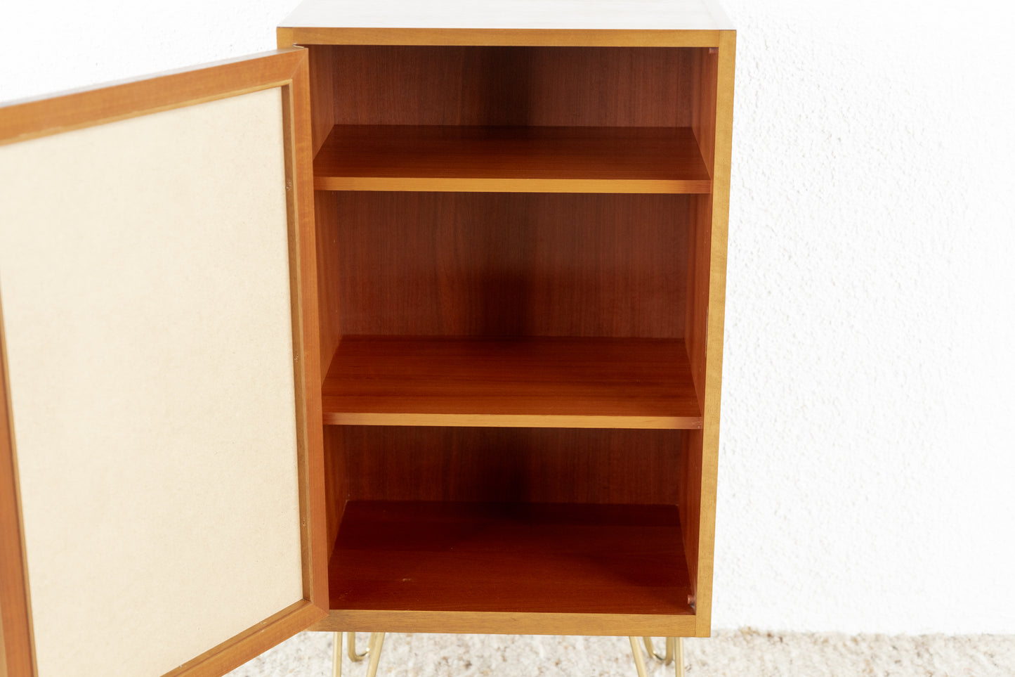 Vintage Kommode Schrank Ablage Nachttisch Nuss Holz Geflecht