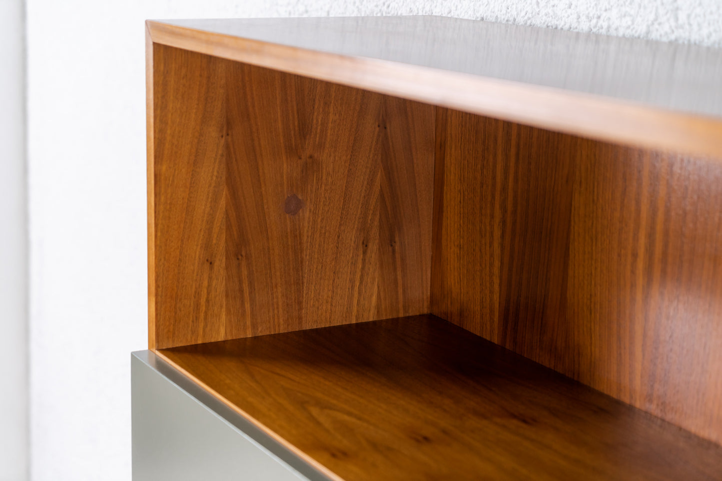 Schrank / Minibar