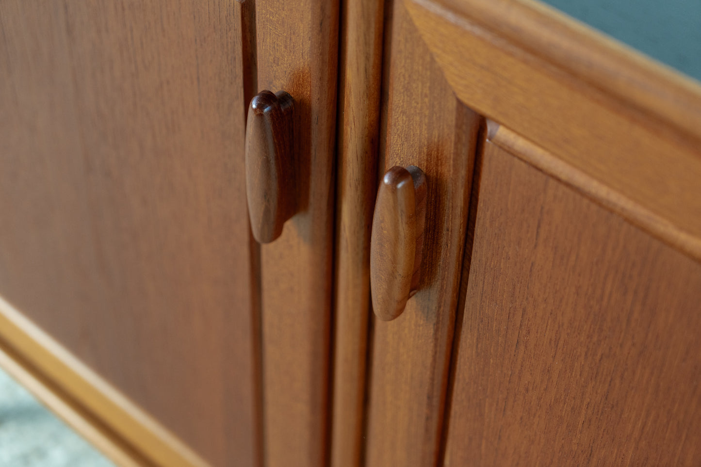 Vintage Kommode Schrank Sideboard Holz Teak RT Möbel Heinrich Riestenpatt