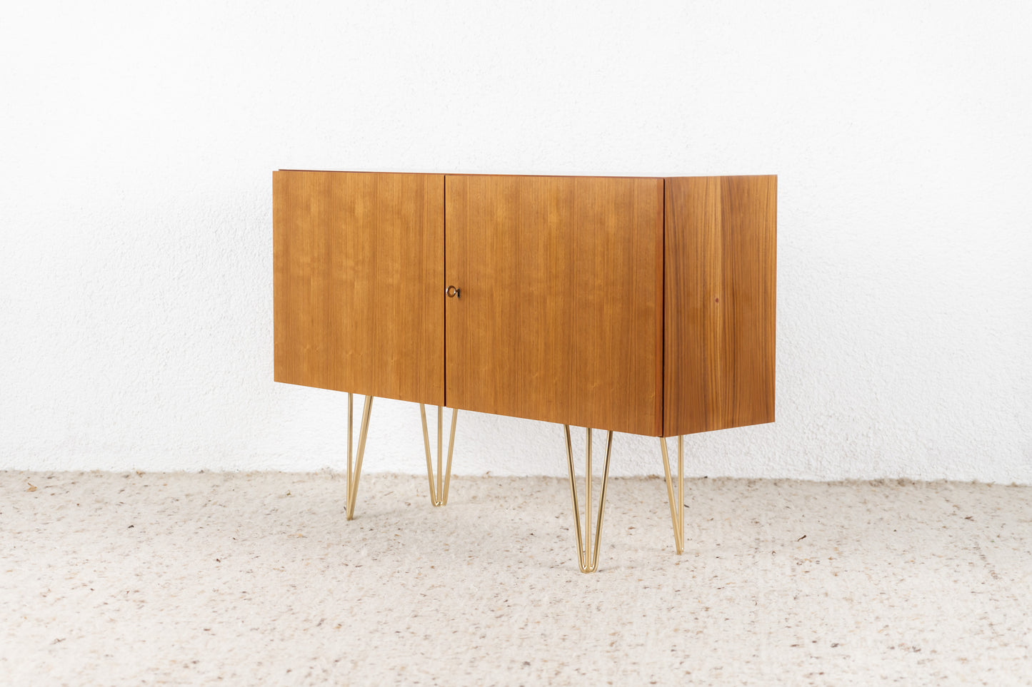 Nuss Sideboard