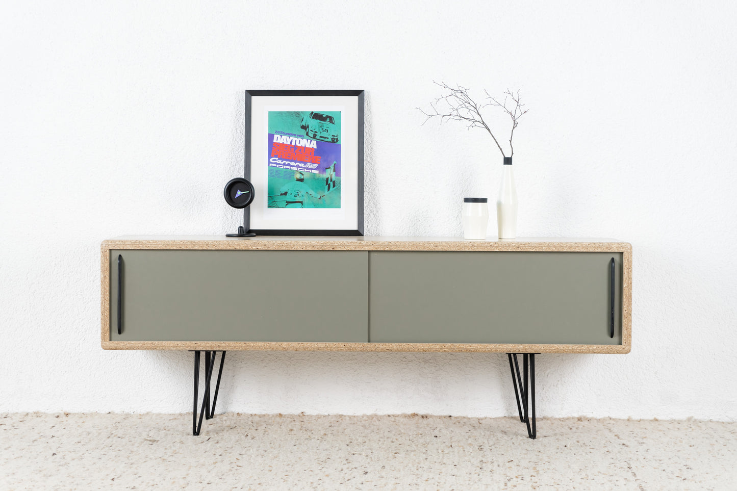 R&F Sideboard Holz Recycling Kommode Tv Board Schiebetüren Mid Century Space age Design