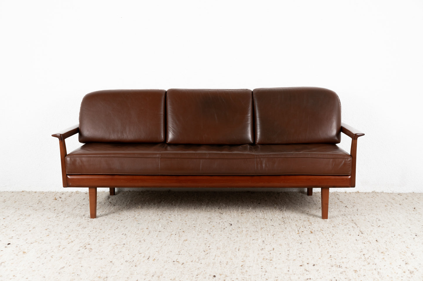 Vintage Knoll Sofa Couch Schlafsofa Wilhelm Massivholz Leder Braun Mid Century Dreisitzer