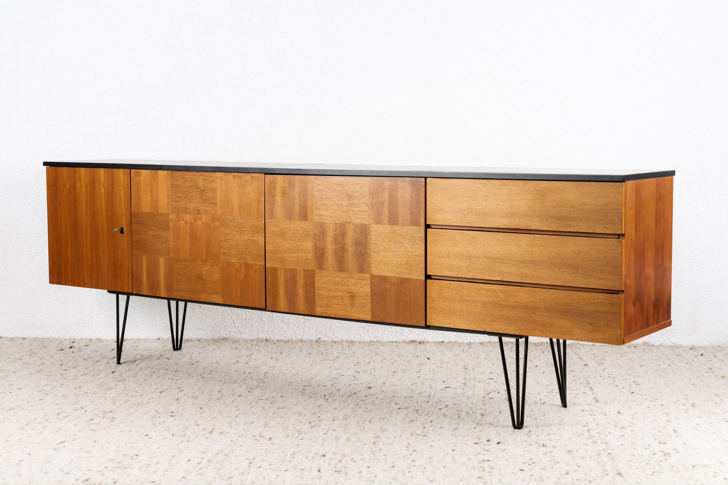 Sideboard Mid Century Nuss