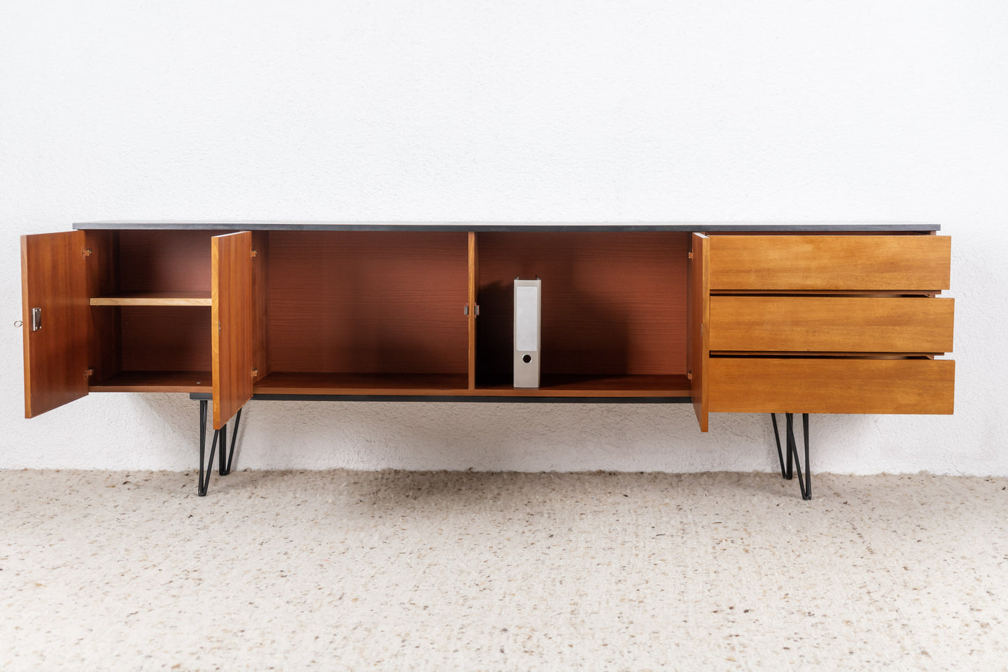 Sideboard Mid Century Nuss