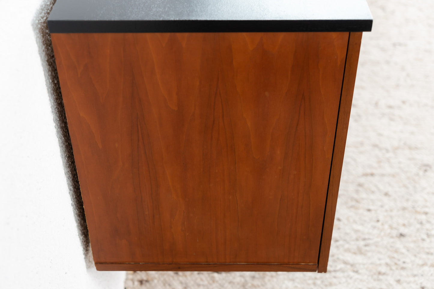 Sideboard Mid Century Nuss