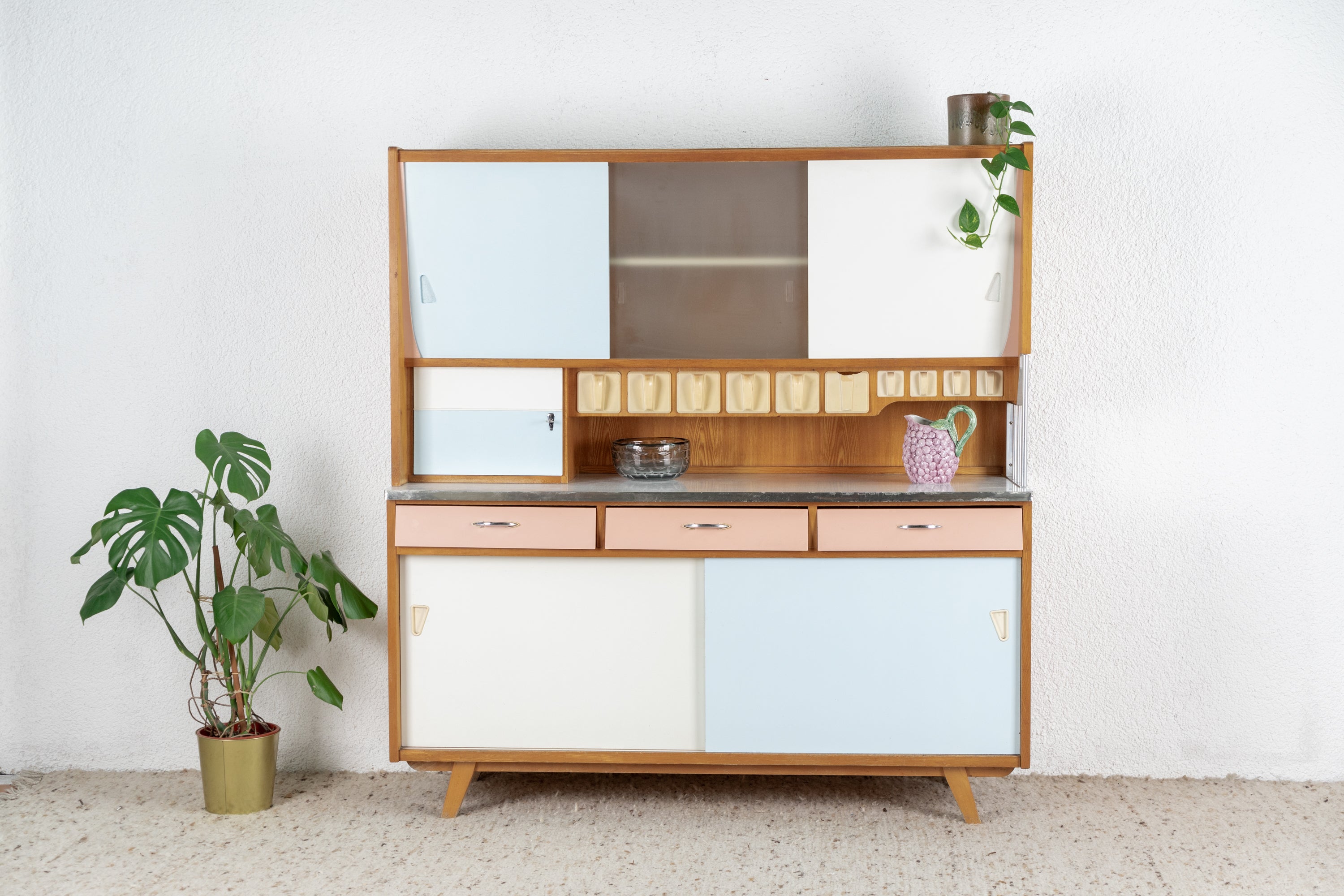 Vintage Küchenbuffet – Renz and Friends