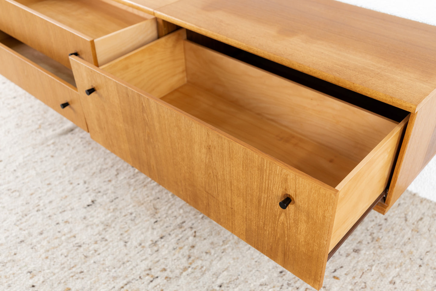 Teak Schubladen Sideboard