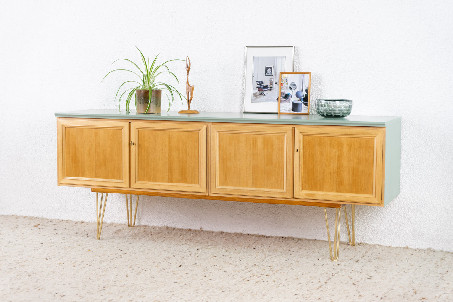 Sideboard